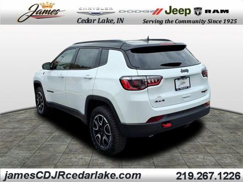 New 2026 Jeep Compass Trailhawk w/ Sun, Sound & Navigation Group image 4