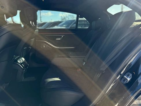 Used 2025 Mercedes-Benz S 580 4MATIC Sedan image 26