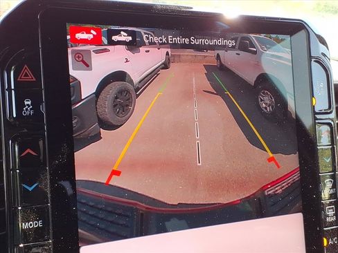 New 2026 RAM 2500 Laramie AWD/4WD image 30