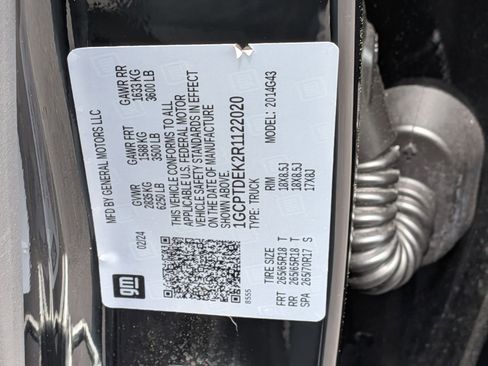 Used 2024 Chevrolet Colorado Z71 w/ Z71 Convenience Package 2 image 39