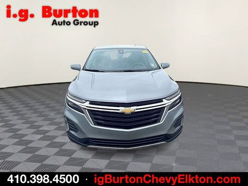 Used 2024 Chevrolet Equinox LT FWD image 2