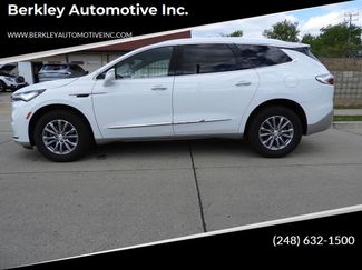 Used 2022 Buick Enclave Essence w/ Trailering Package, 5000 lbs. FWD video 1