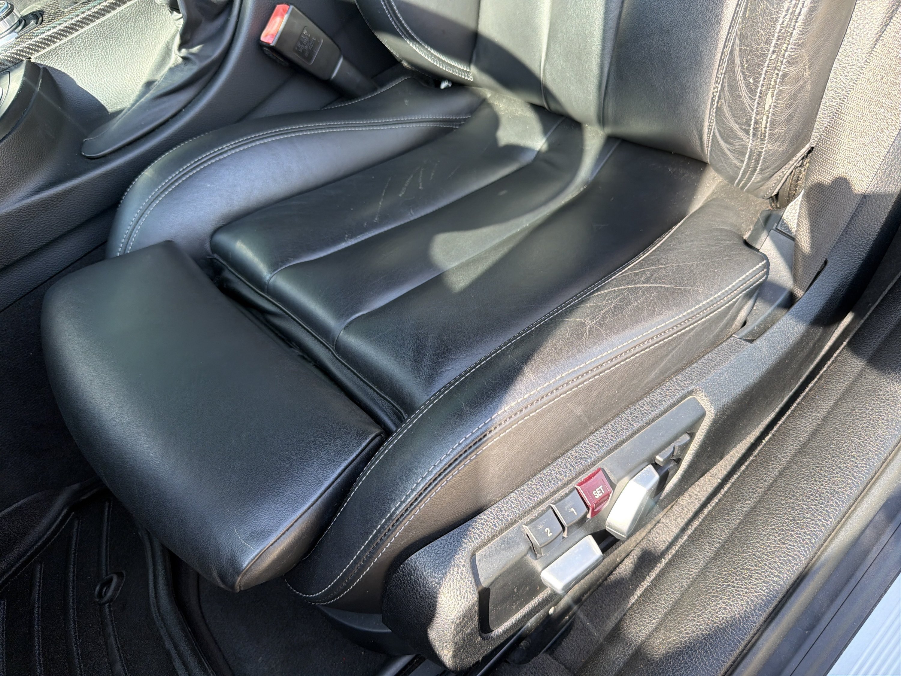 Used 2018 BMW M4 Convertible RWD image 17