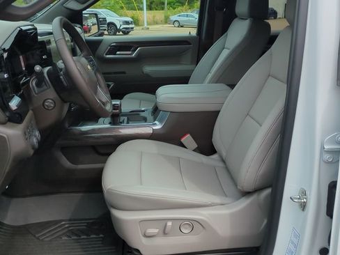 New 2026 Chevrolet Silverado 1500 LTZ AWD/4WD image 11