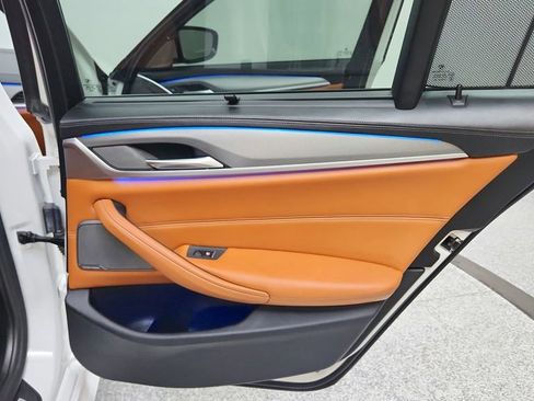 Used 2019 BMW M5 Base w/ Executive Package image 38