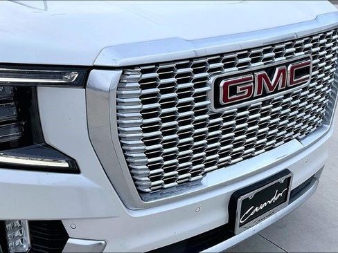 Used 2024 GMC Yukon XL Denali image 34