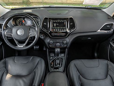 Used 2020 Jeep Cherokee Limited image 5