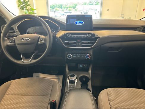 Used 2021 Ford Escape SE FWD image 7