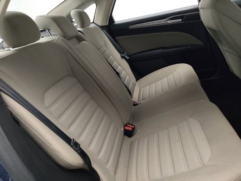 Used 2018 Ford Fusion S FWD image 19
