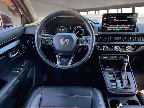 Used 2023 Honda CR-V Sport Touring image 5