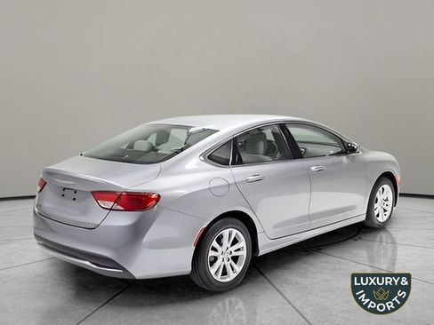 Used 2016 Chrysler 200 Limited image 6
