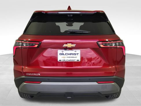New 2026 Chevrolet Equinox LT w/ Safety and Technology Package FWD image 6