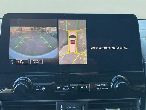 Used 2024 Nissan Armada Platinum w/ Captain's Chairs Package image 26