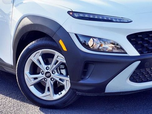 Certified 2023 Hyundai Kona SEL FWD image 4