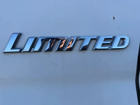 Used 2007 Toyota Sequoia Limited RWD image 32