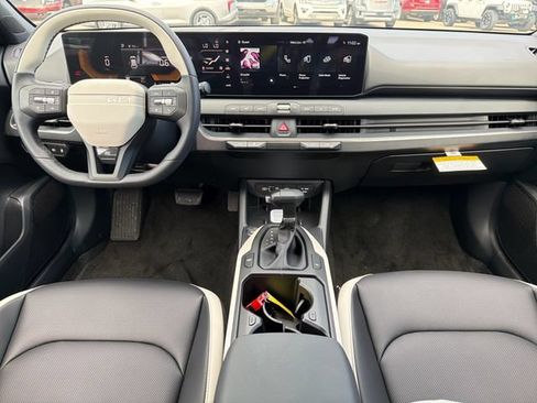 New 2026 Kia K4 GT-Line FWD image 9