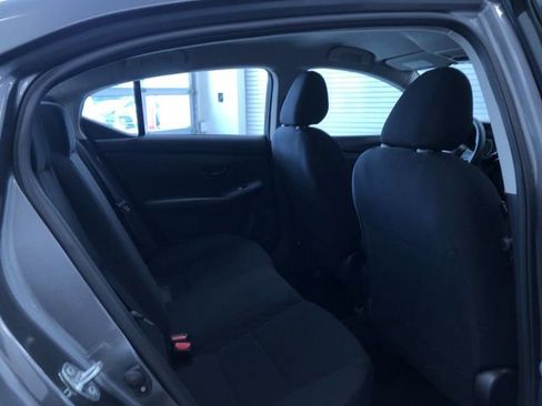 Used 2025 Nissan Sentra S image 21