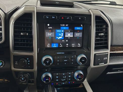 Used 2018 Ford F150 Lariat image 23