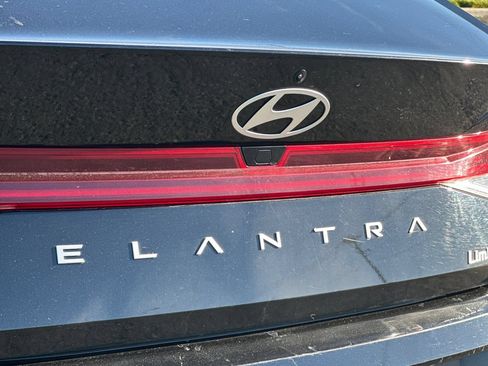 Used 2024 Hyundai Elantra Limited FWD image 24