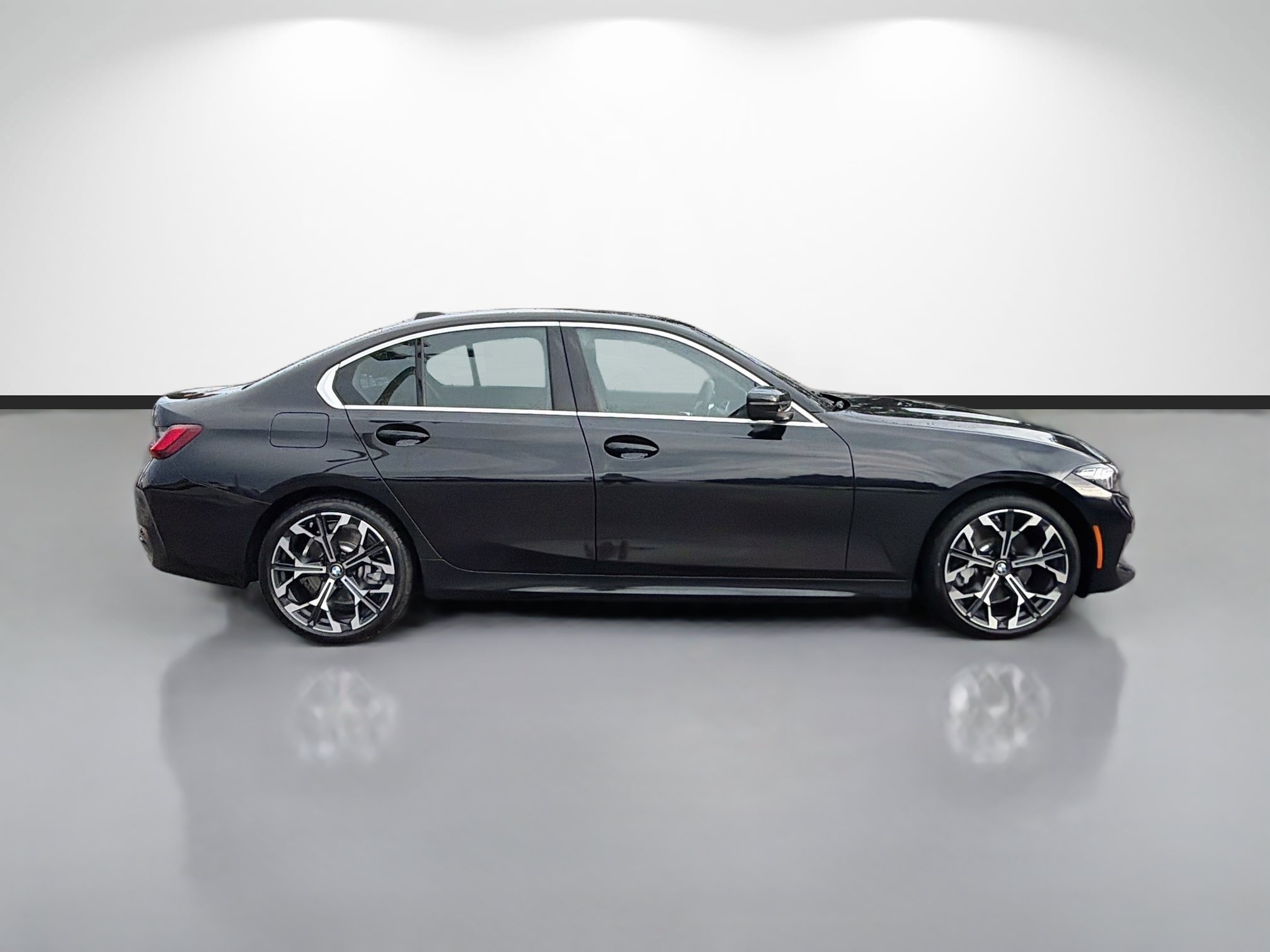 New 2026 BMW 330i Sedan w/ Convenience Package RWD image 2