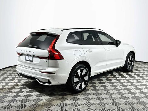 Used 2024 Volvo XC60 T8 Plus w/ Protection Package Premier AWD/4WD image 7