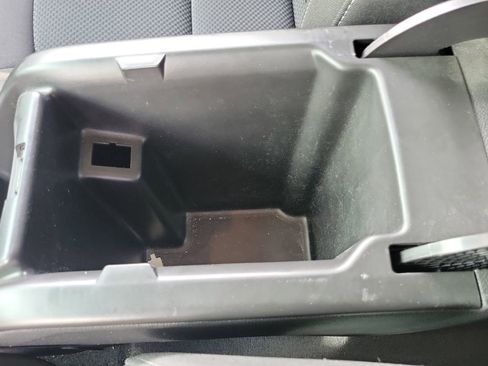 Used 2022 Chevrolet Colorado LT w/ LT Convenience Package image 14