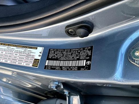 Used 2025 Toyota Corolla LE w/ LE Premium Package image 35