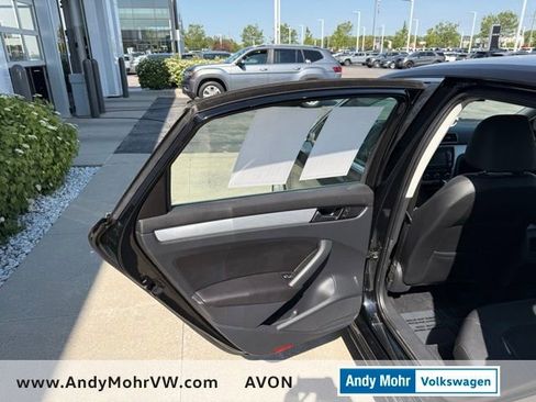 Used 2012 Volkswagen Passat 2.5 SE FWD image 19