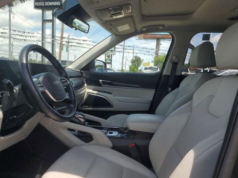 Used 2025 Kia Telluride S FWD image 8