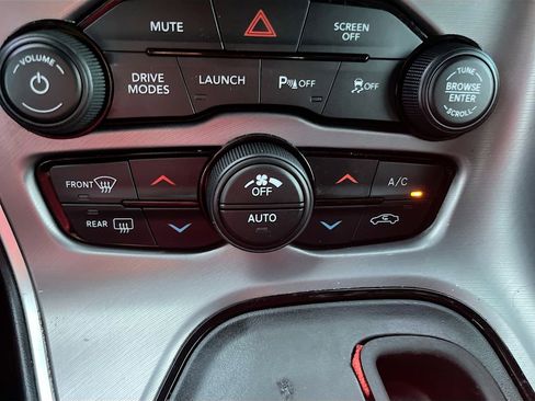 Used 2022 Dodge Challenger R/T Scat Pack w/ Driver Convenience Group RWD image 16