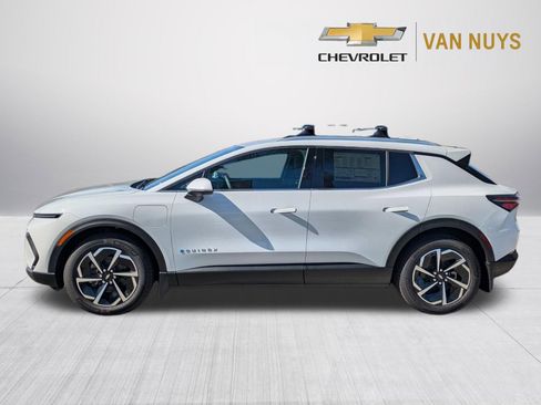 New 2026 Chevrolet Equinox EV LT FWD image 3