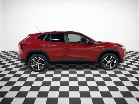 New 2026 Chevrolet Trax RS image 2