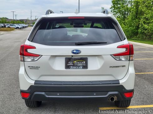 Used 2021 Subaru Forester Limited AWD/4WD image 5