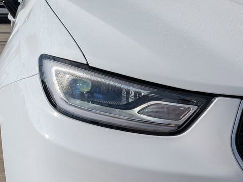 New 2026 Chrysler Pacifica Select image 9