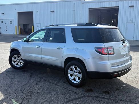 Used 2015 GMC Acadia SLE FWD image 3