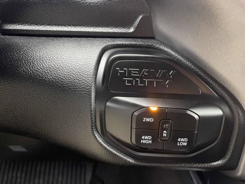 New 2026 RAM 2500 Big Horn AWD/4WD image 32