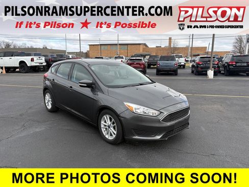 Used 2018 Ford Focus SE w/ Cold Weather Package image 1