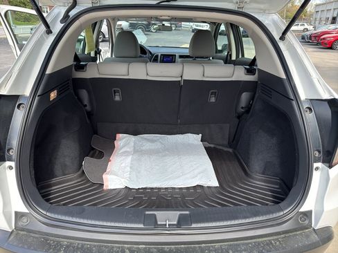 Certified 2021 Honda HR-V LX image 25