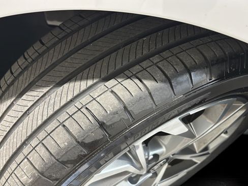 Used 2023 Hyundai Sonata SEL w/ Preferred Accessory Package FWD image 4