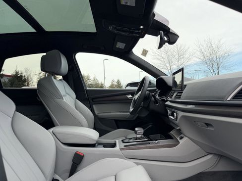 Used 2025 Audi Q5 2.0T Premium image 15