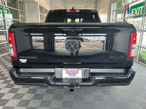 Used 2019 RAM 1500 Big Horn AWD/4WD image 5