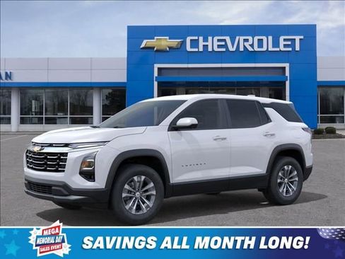 New 2026 Chevrolet Equinox LT w/ Convenience Package II AWD/4WD image 2