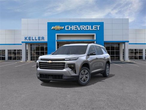 New 2026 Chevrolet Traverse LT w/ Driver Confidence Package image 8