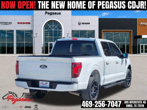 Used 2024 Ford F150 XLT RWD image 5