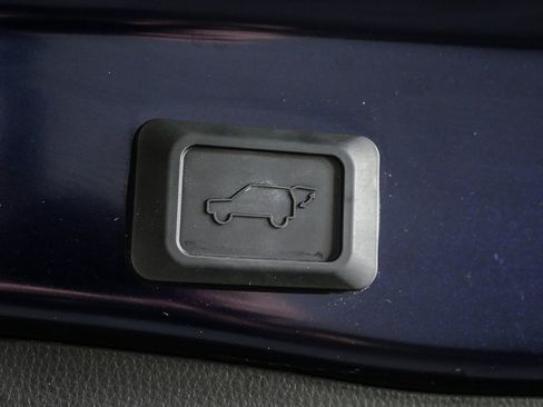 Used 2023 Toyota RAV4 Limited image 33