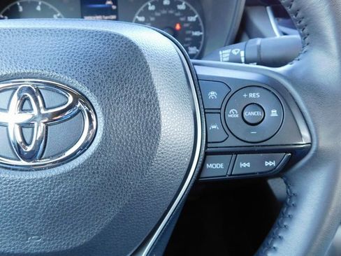 Used 2024 Toyota Corolla SE image 22