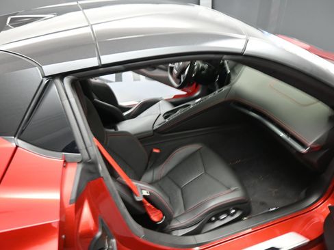 Used 2021 Chevrolet Corvette Stingray Premium Conv w/ 3LT RWD image 18