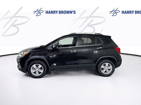 Used 2018 Chevrolet Trax LT w/ LT Convenience Package AWD/4WD image 25