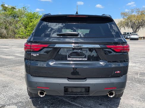 Used 2023 Chevrolet Traverse RS AWD/4WD image 6