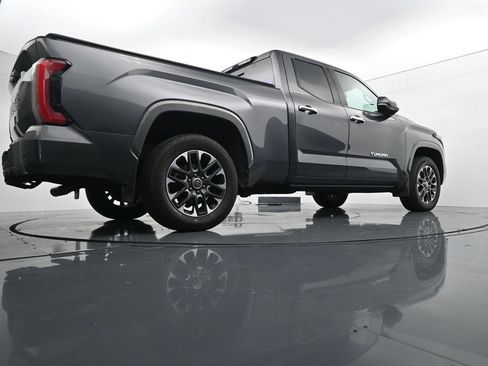 Used 2022 Toyota Tundra Limited AWD/4WD image 34
